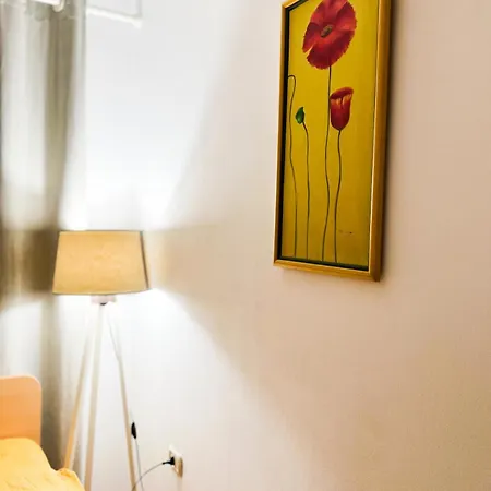 Retro Seven Apartment Tirana