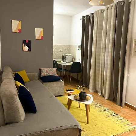 Retro Seven Apartment Tirana